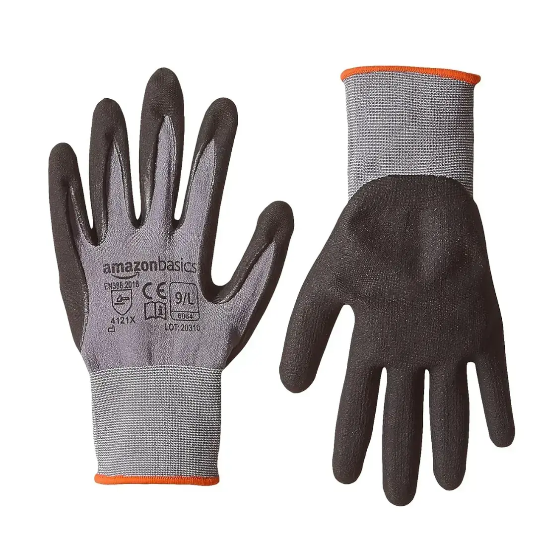 Amazon Basics Nitrile Disposable Gloves